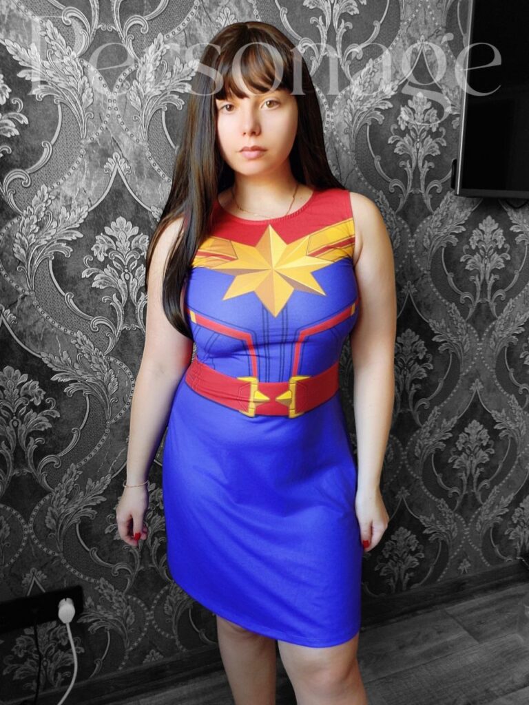 Капітан Марвел сукня