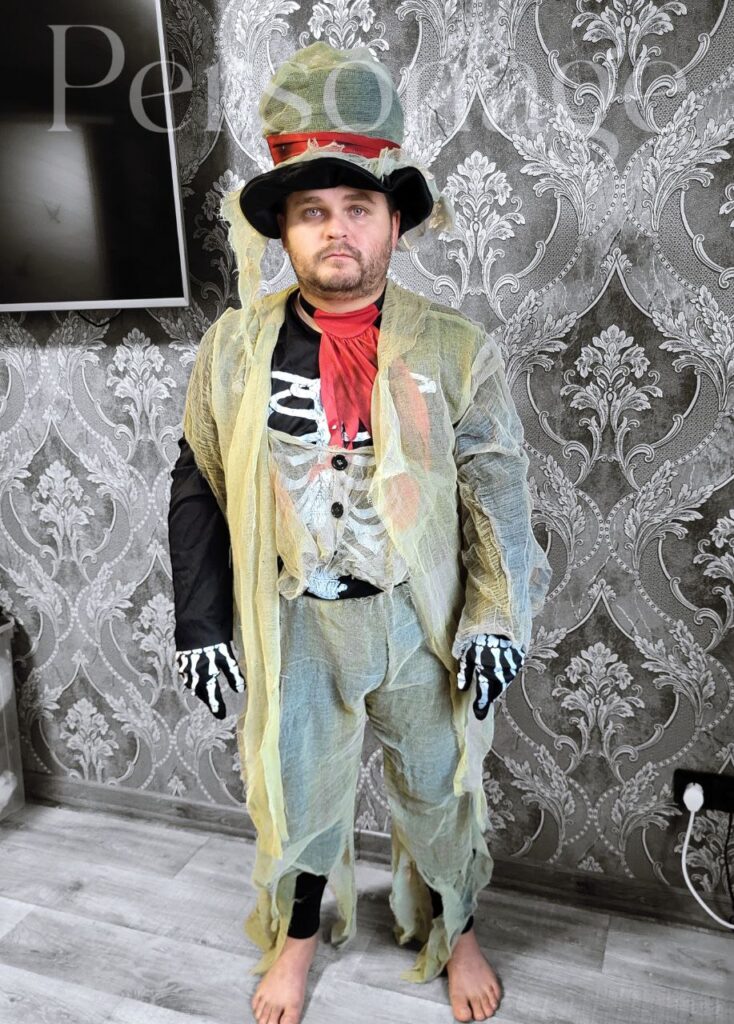 Скелет з капелюхом