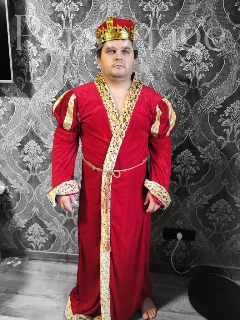 Накидка короля з короною