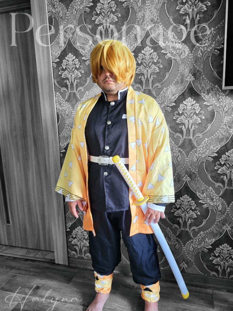 Зеніцу Агацума, клинок який знищює демонів