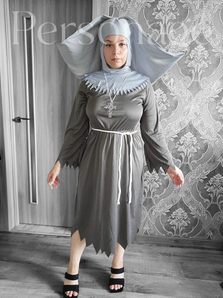 Монашка сіра