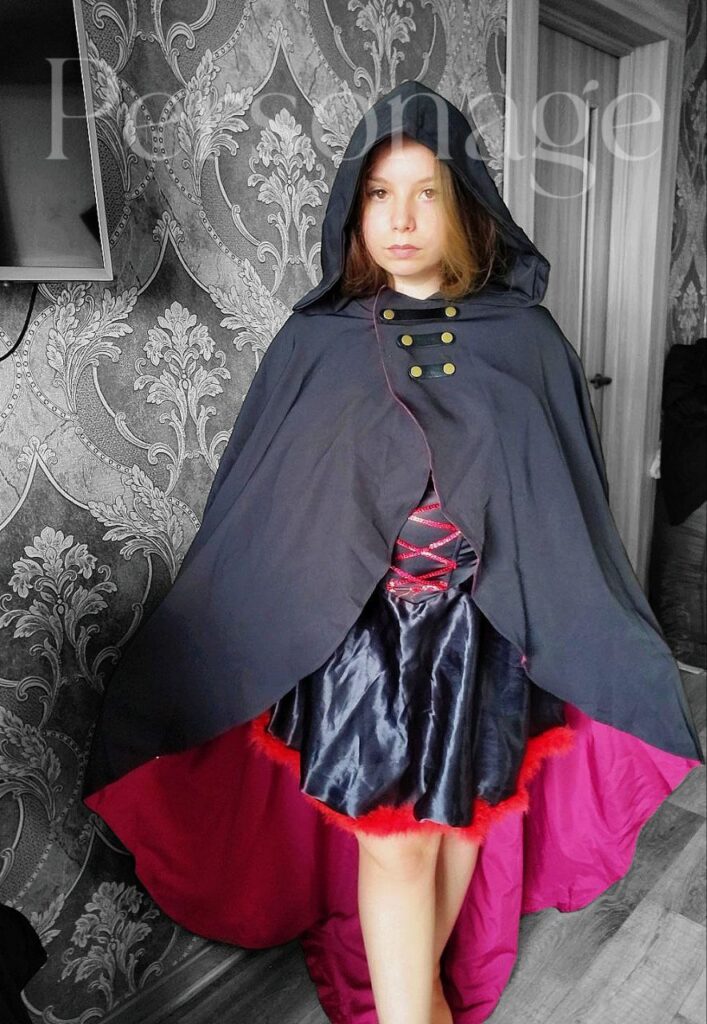 Плащ вампіра Волтурі