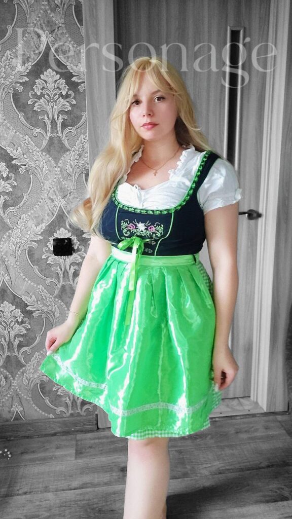 Жіночий костюм "Баварка салатова" з блузкою та фартухом.