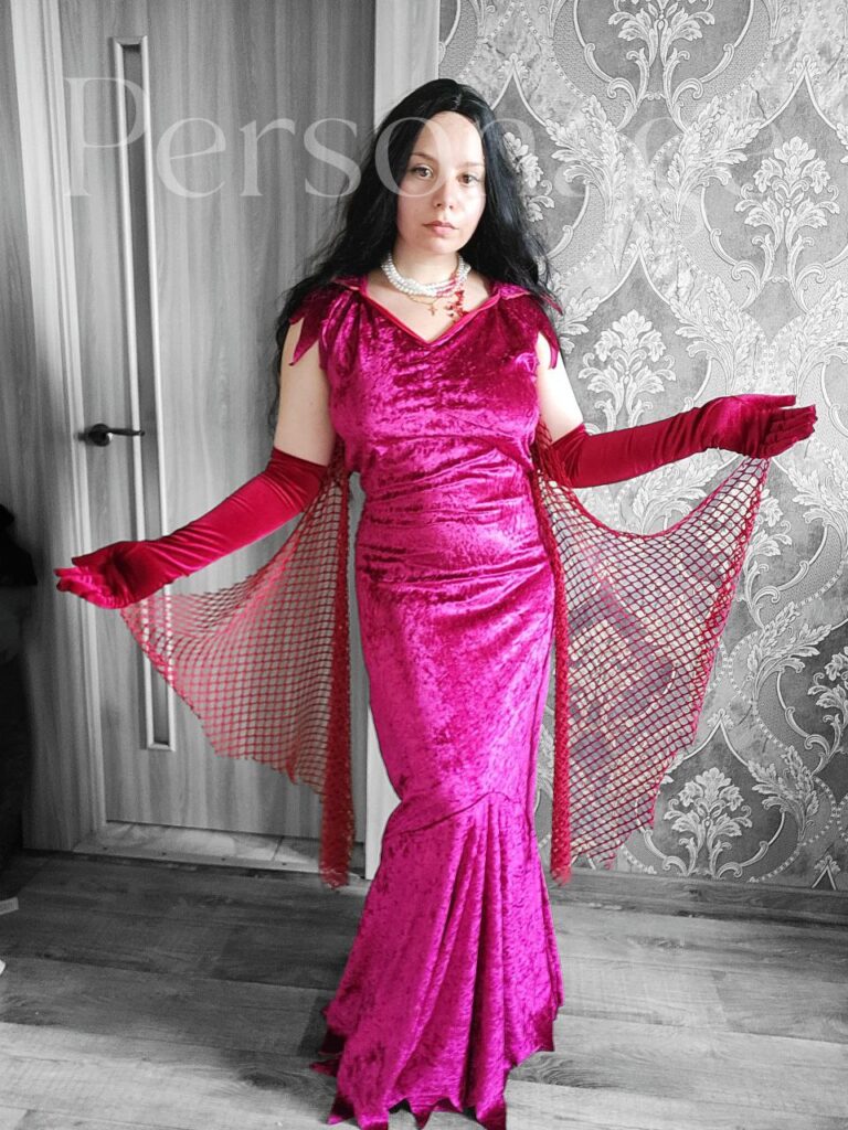 Жіночий костюм вампіра, довга червона сукня.